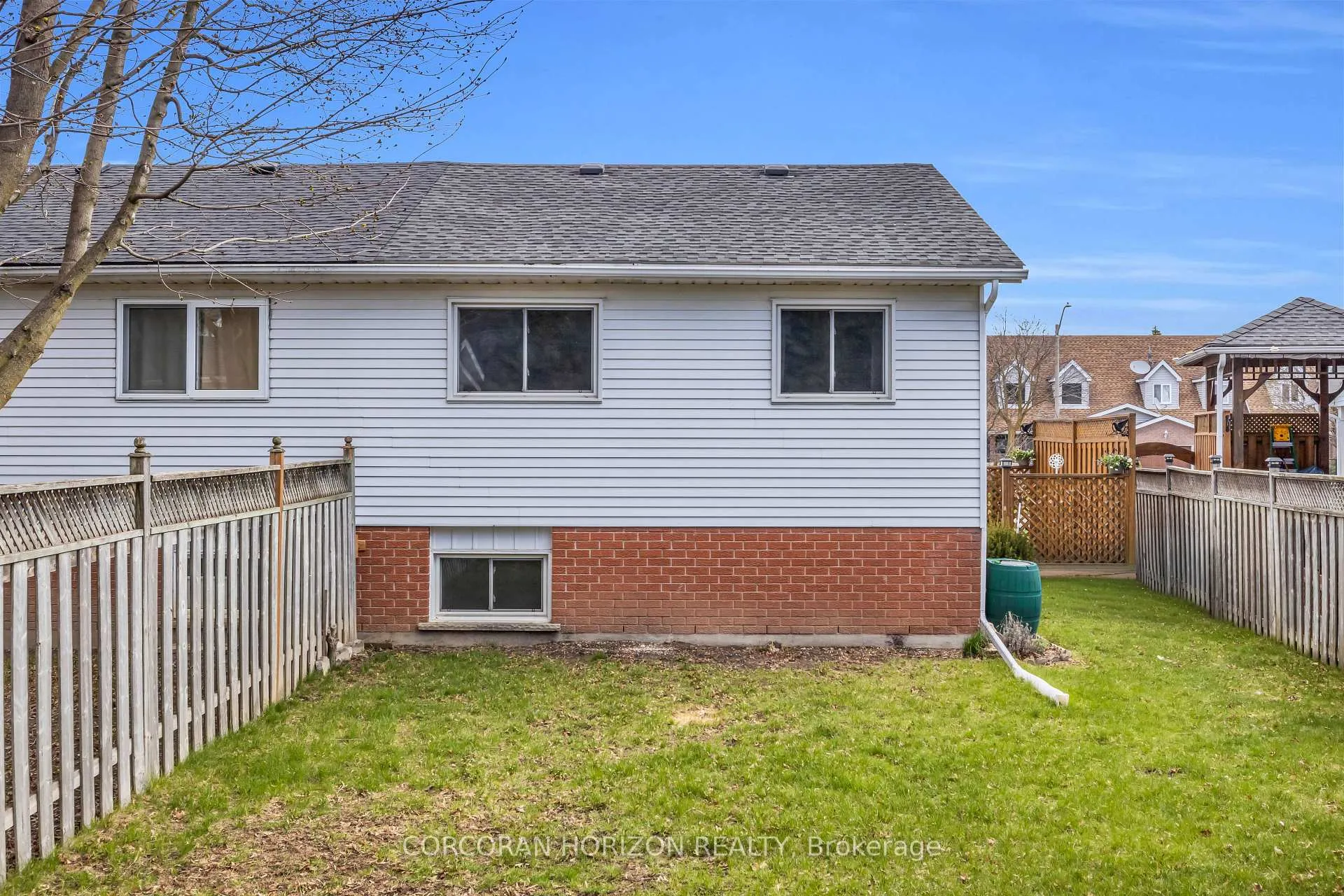 Photo 33 of 199A Auburn Drive, Waterloo — HOMEH