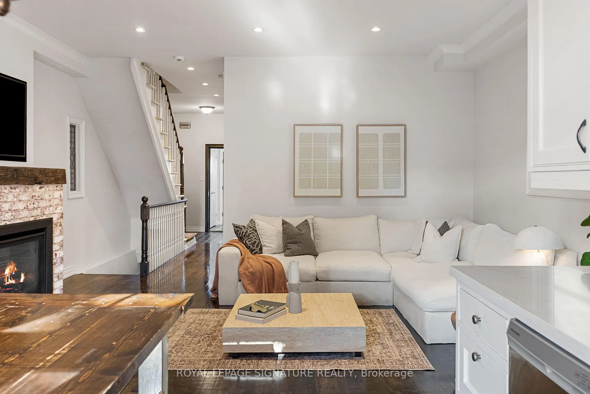 Photo 14 of 220 Westlake Avenue, Toronto, Woodbine-Lumsden — HOMEH