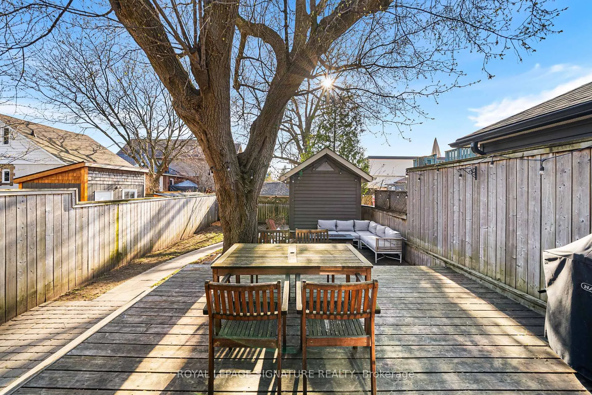 Photo 35 of 220 Westlake Avenue, Toronto, Woodbine-Lumsden — HOMEH