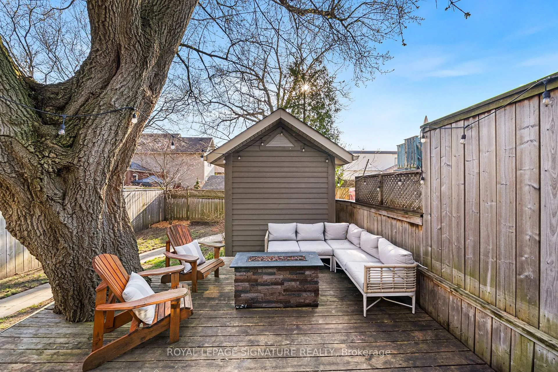 Photo 37 of 220 Westlake Avenue, Toronto, Woodbine-Lumsden — HOMEH