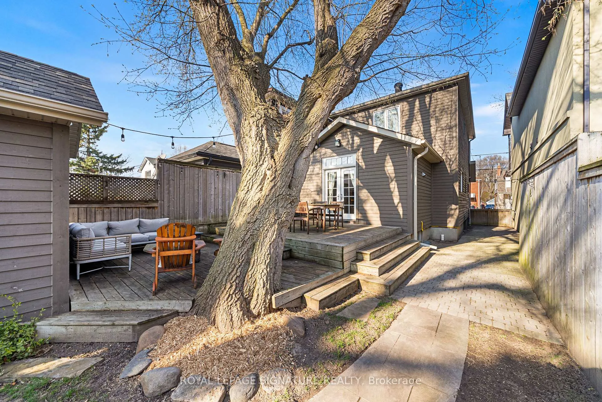 Photo 41 of 220 Westlake Avenue, Toronto, Woodbine-Lumsden — HOMEH