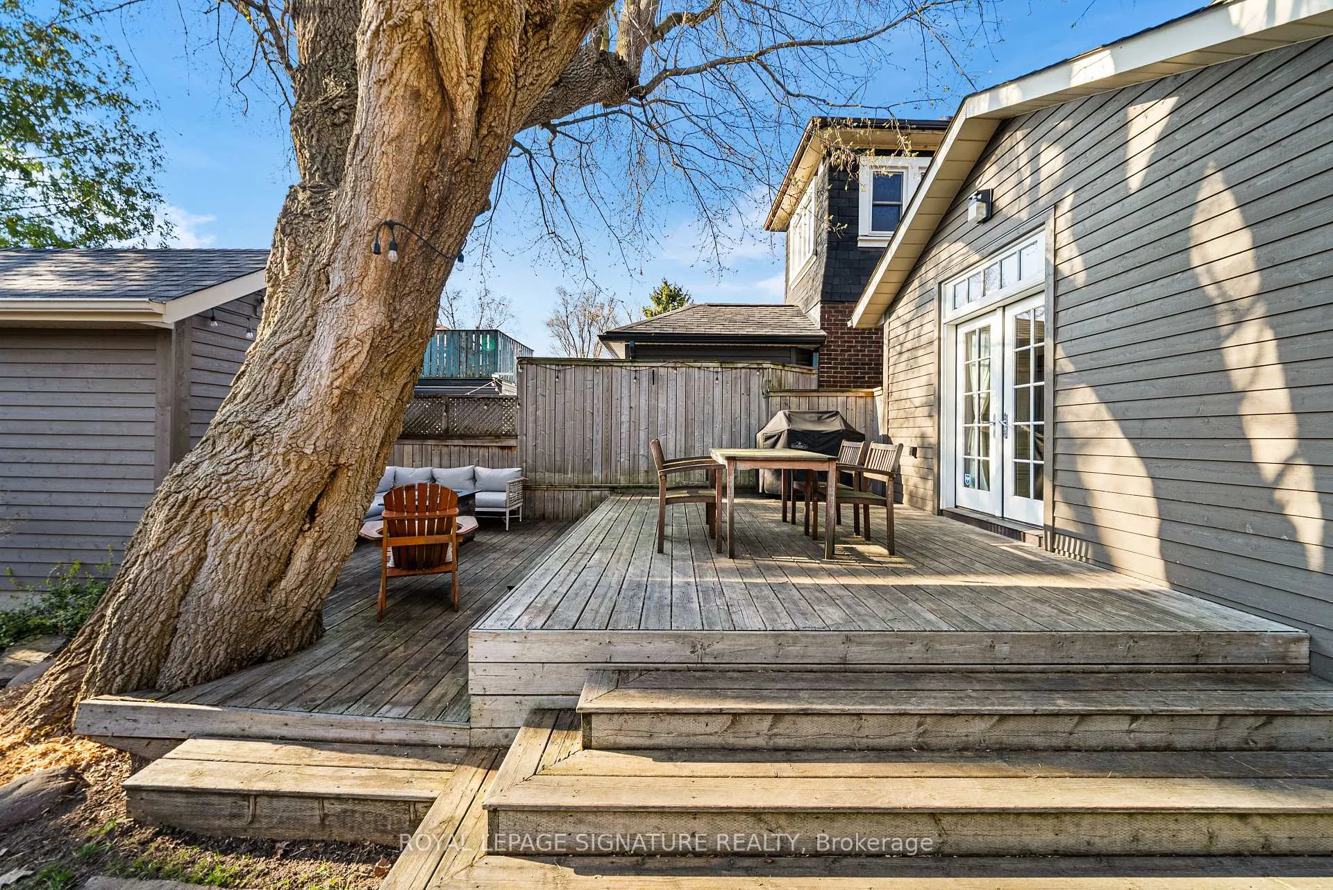 Photo 42 of 220 Westlake Avenue, Toronto, Woodbine-Lumsden — HOMEH