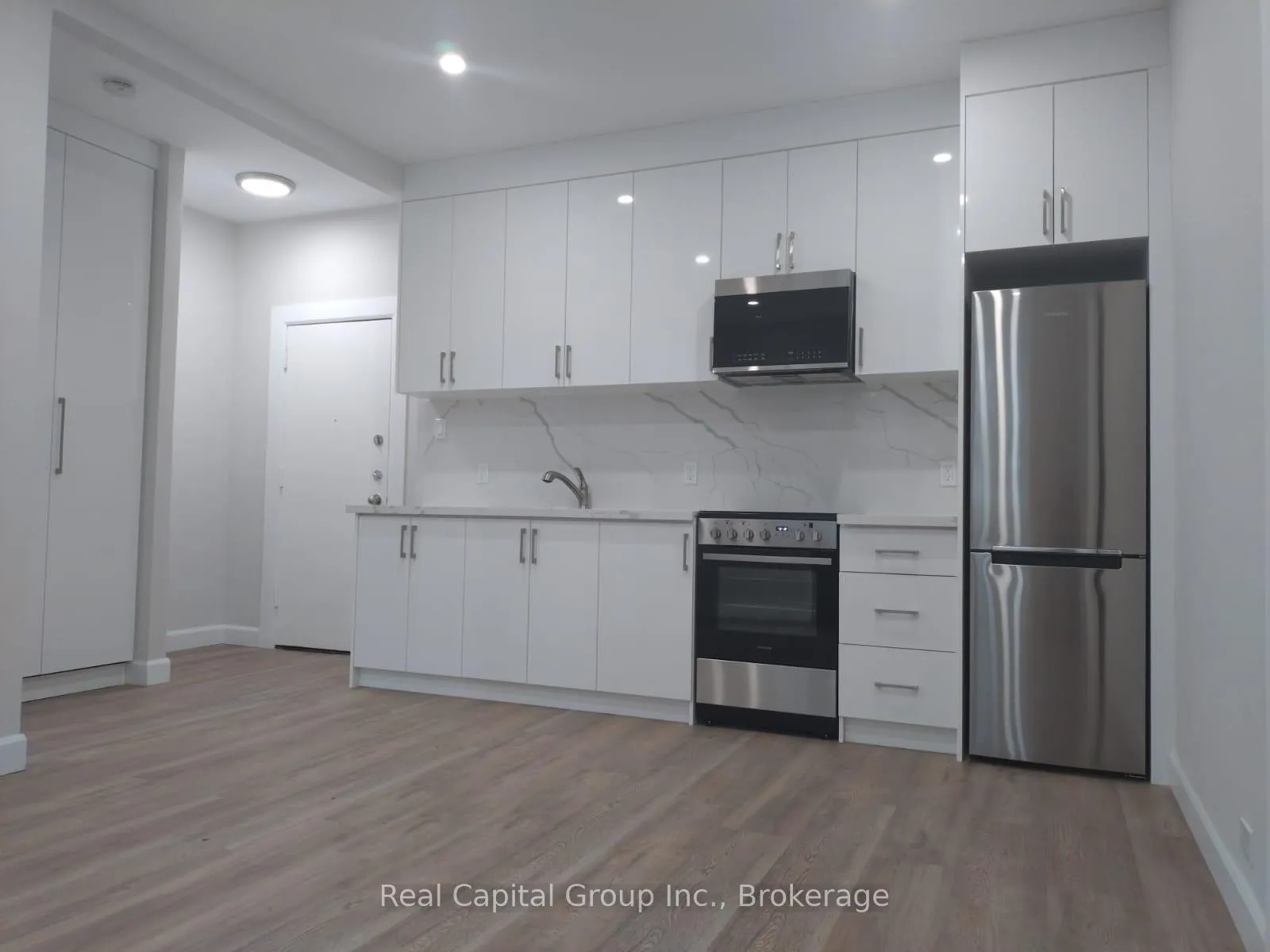 Photo 5 of Unit 504, 26 St Joseph Street, Toronto, Bay Street Corridor — HOMEH