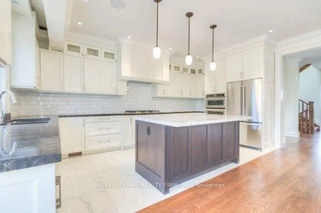 Photo 12 of 33 Cloverhill Road, Etobicoke, Stonegate-Queensway — HOMEH