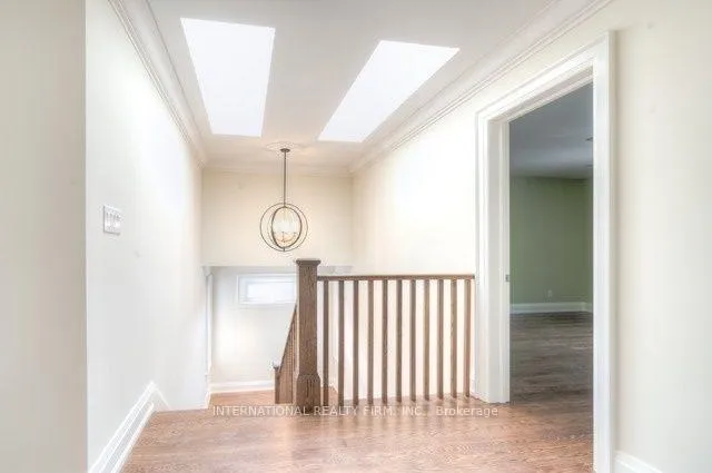 Photo 13 of 33 Cloverhill Road, Etobicoke, Stonegate-Queensway — HOMEH