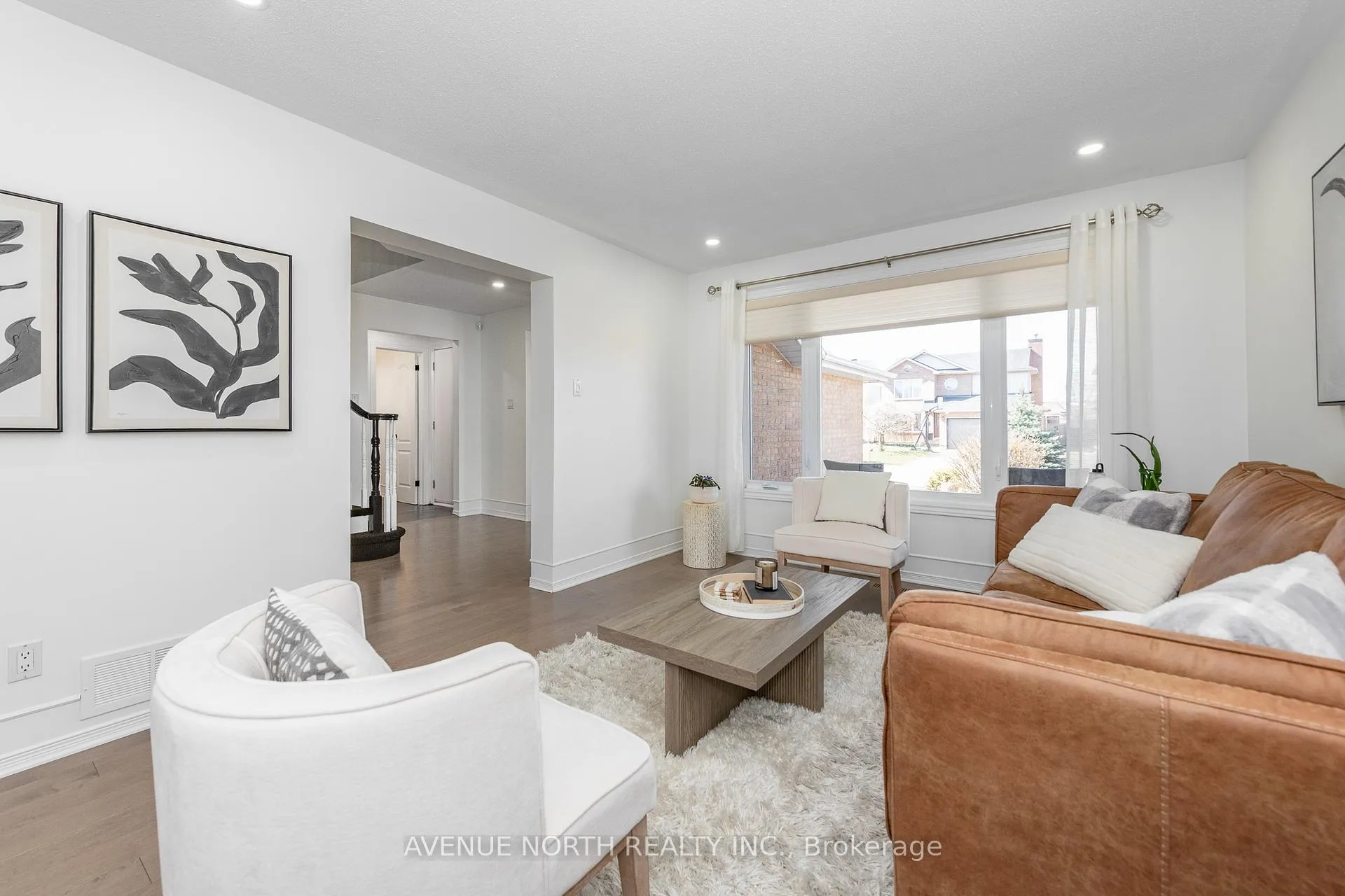 Photo 5 of 3028 Courtyard Crescent, Ottawa, Upper Hunt Club — HOMEH