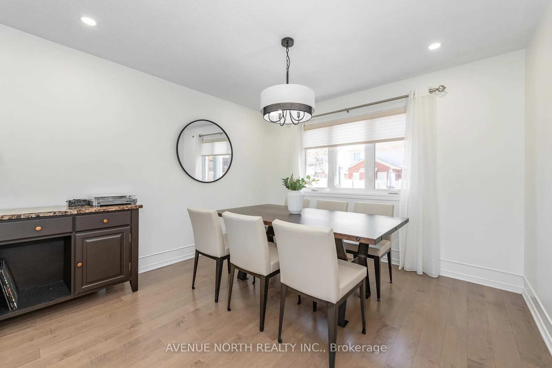 Photo 7 of 3028 Courtyard Crescent, Ottawa, Upper Hunt Club — HOMEH