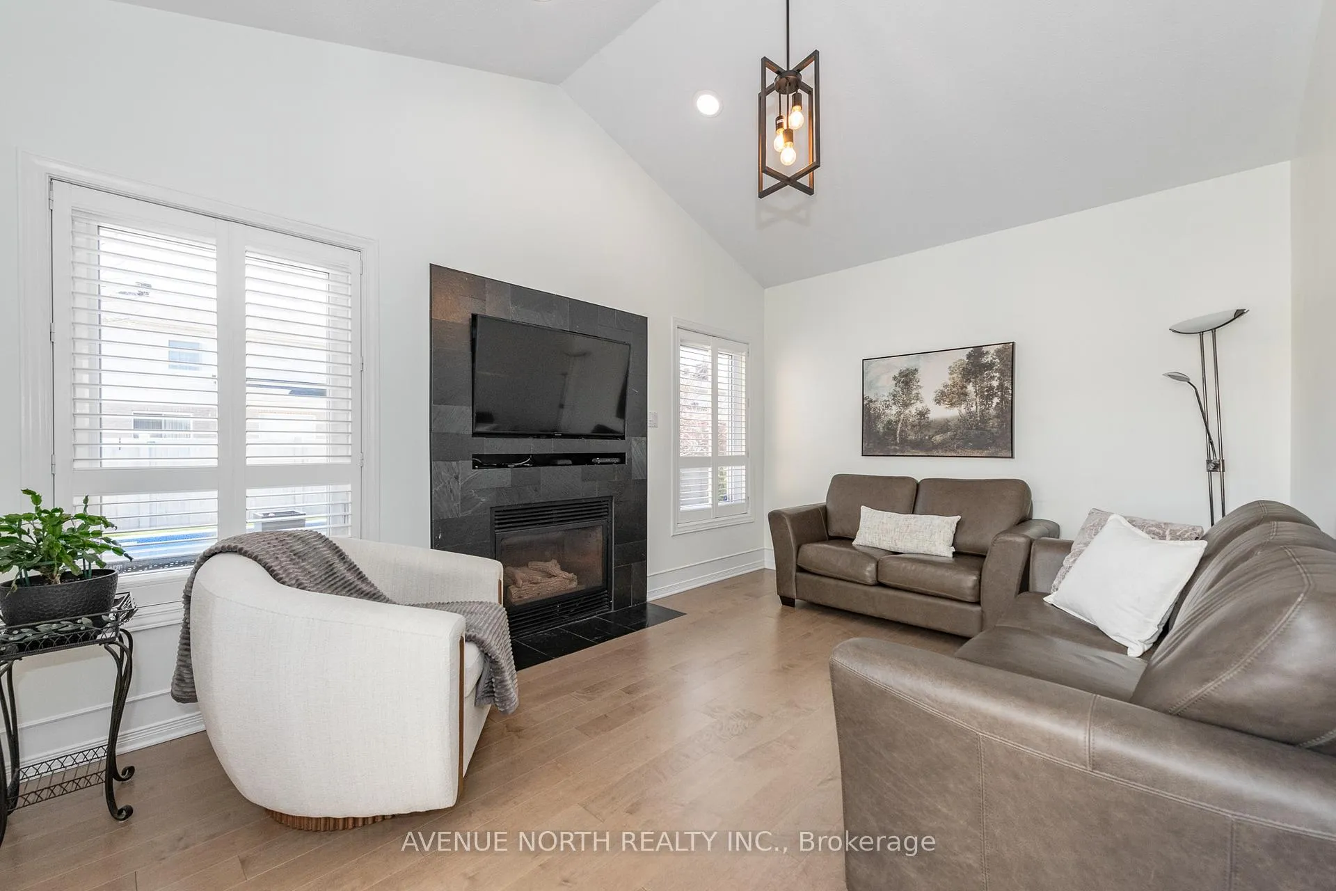 Photo 14 of 3028 Courtyard Crescent, Ottawa, Upper Hunt Club — HOMEH