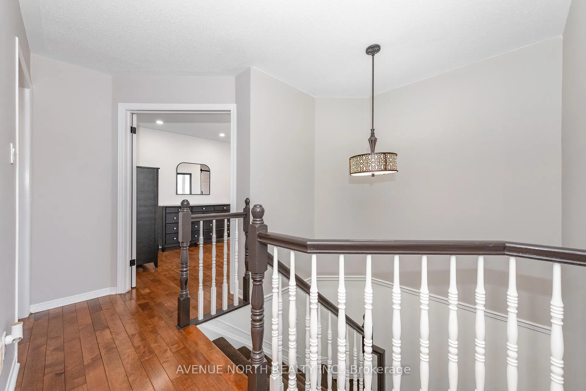 Photo 19 of 3028 Courtyard Crescent, Ottawa, Upper Hunt Club — HOMEH
