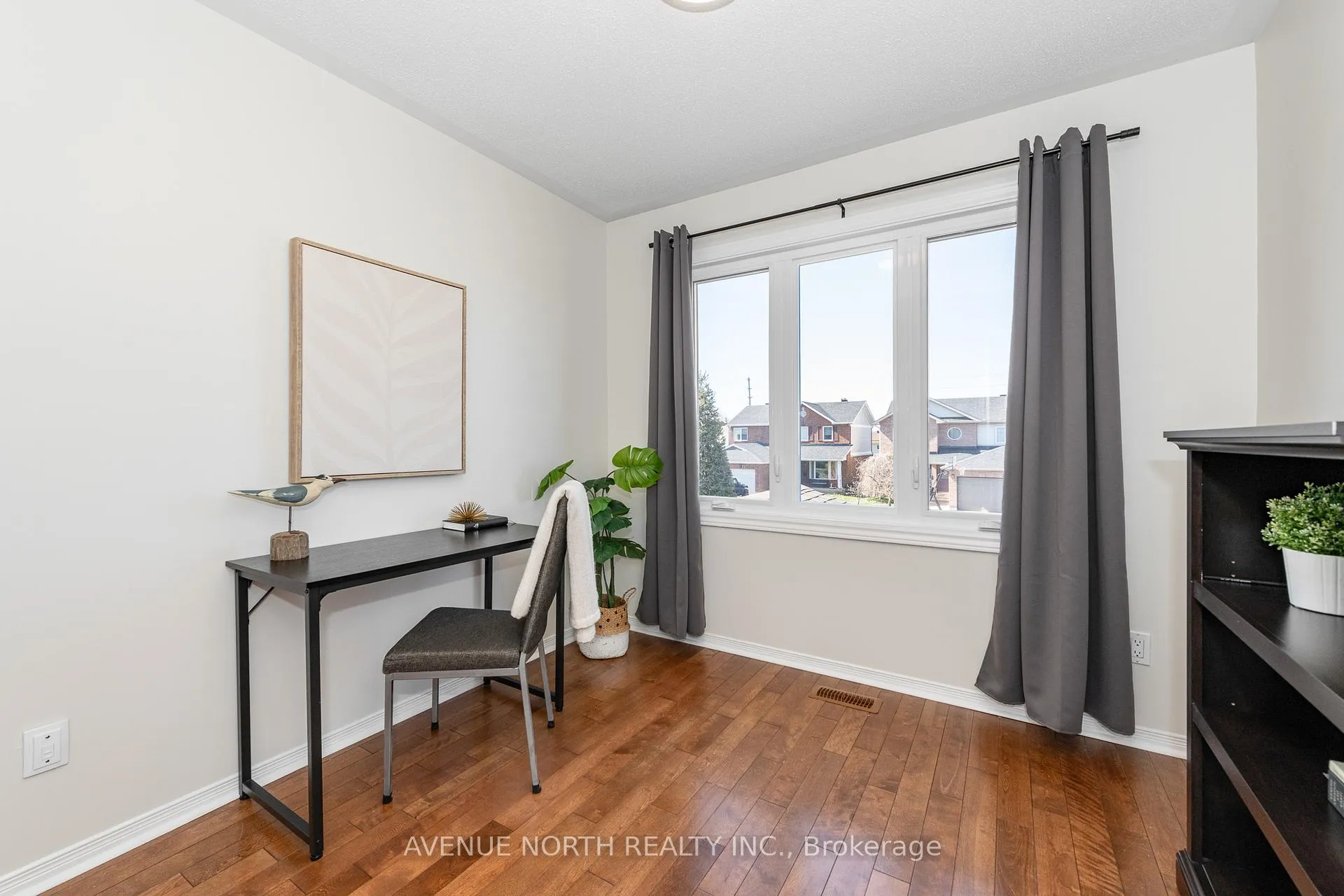 Photo 20 of 3028 Courtyard Crescent, Ottawa, Upper Hunt Club — HOMEH