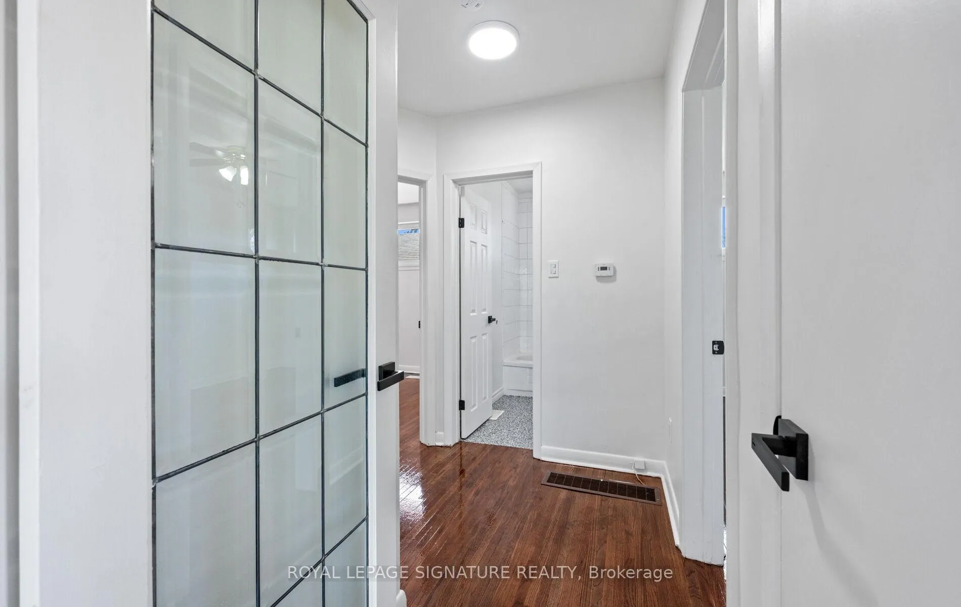 Photo 14 of 1003 Wardman Crescent, Whitby, Williamsburg — HOMEH