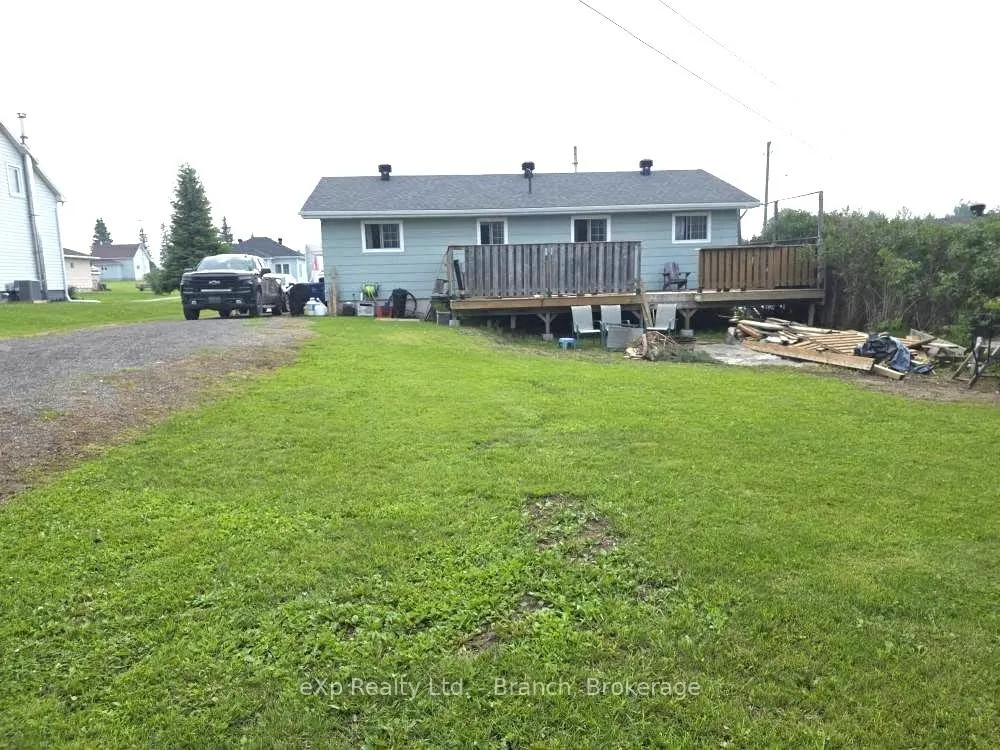Photo 6 of 17 Gauthier Street, Kapuskasing — HOMEH
