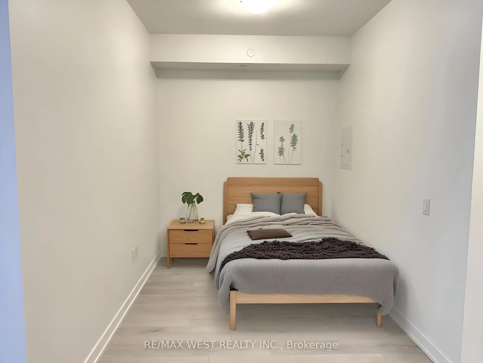 Photo 3 of Unit 2105, 28 Freeland Street, Toronto, Waterfront Communities — HOMEH