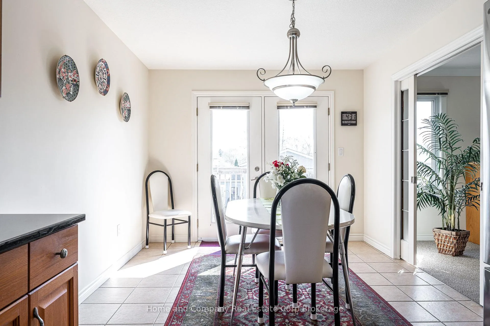 Photo 13 of 86 Lightbourne Avenue, Stratford — HOMEH