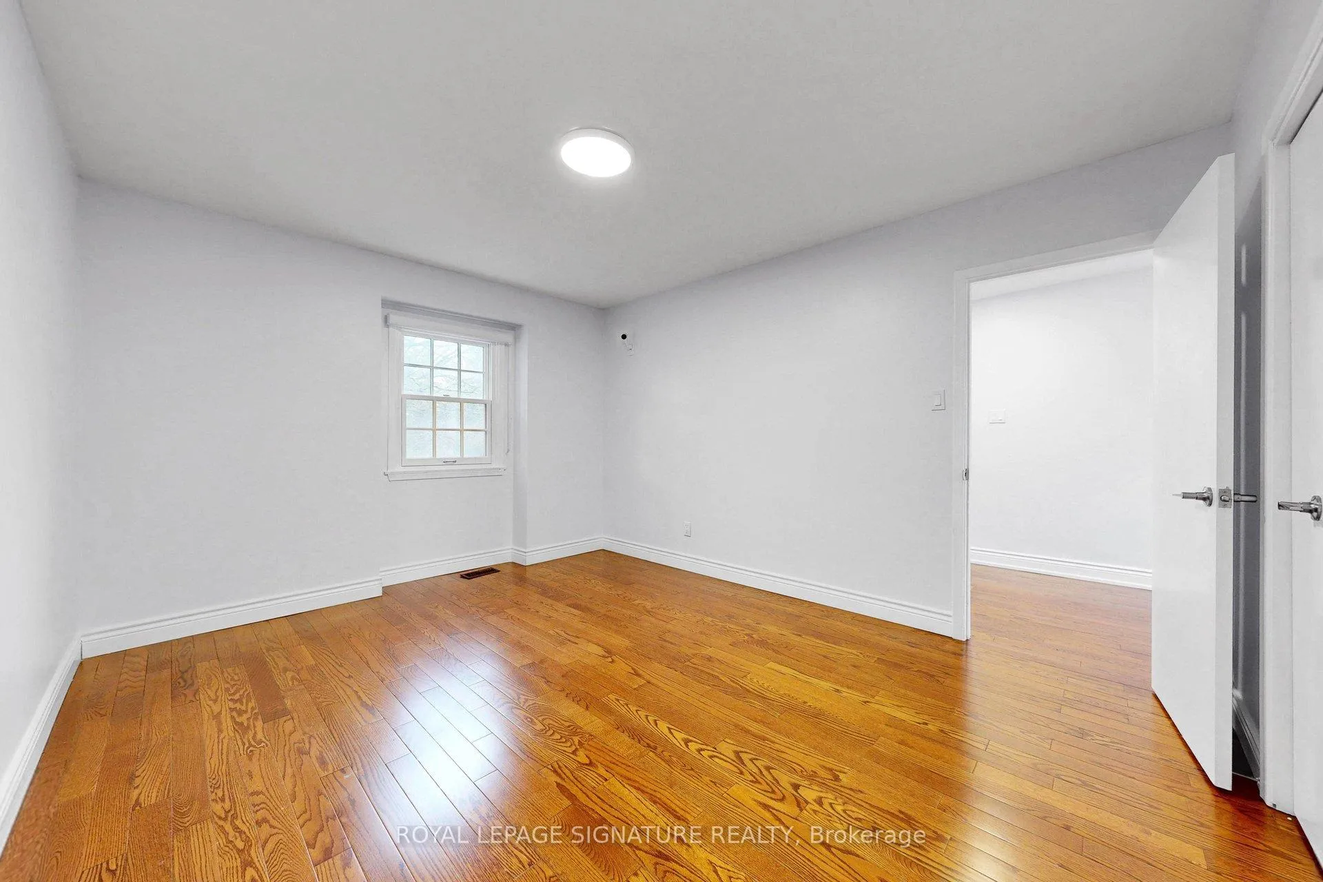 Photo 29 of 24 Laureleaf Road, Markham, Bayview Glen — HOMEH