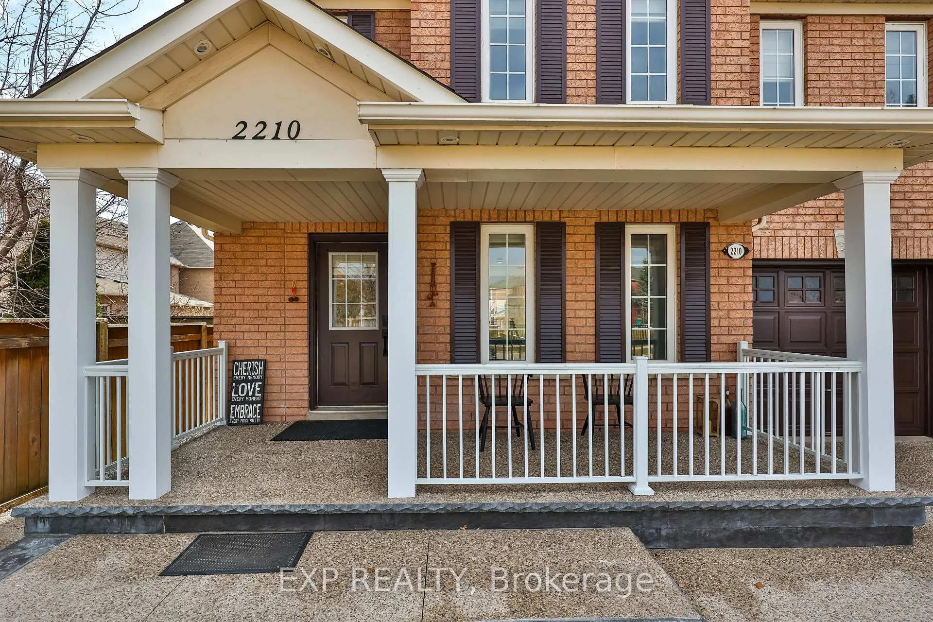 Photo 2 of 2210 Fairmount Drive, Oakville, Westmount — HOMEH