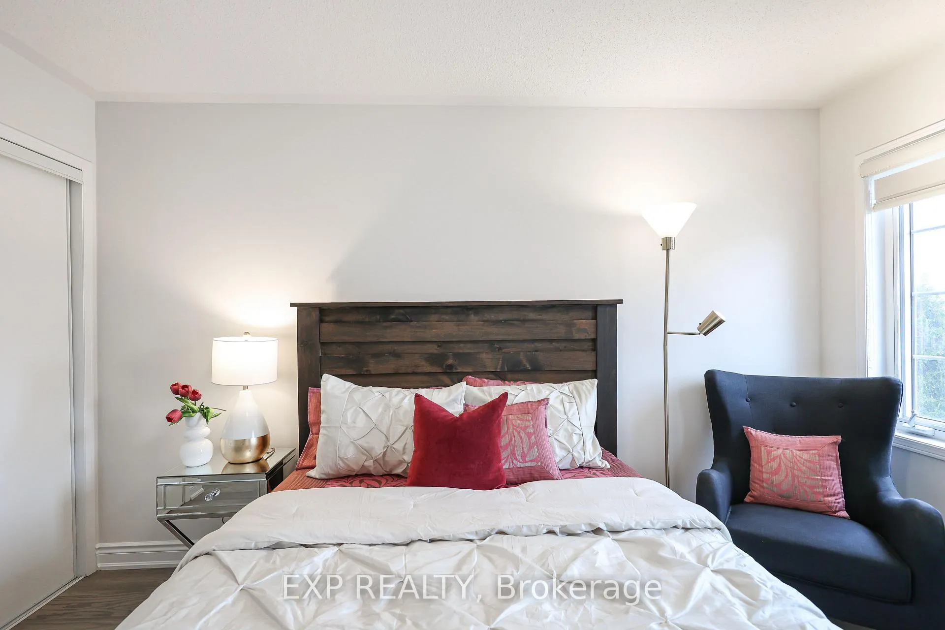 Photo 30 of 2210 Fairmount Drive, Oakville, Westmount — HOMEH