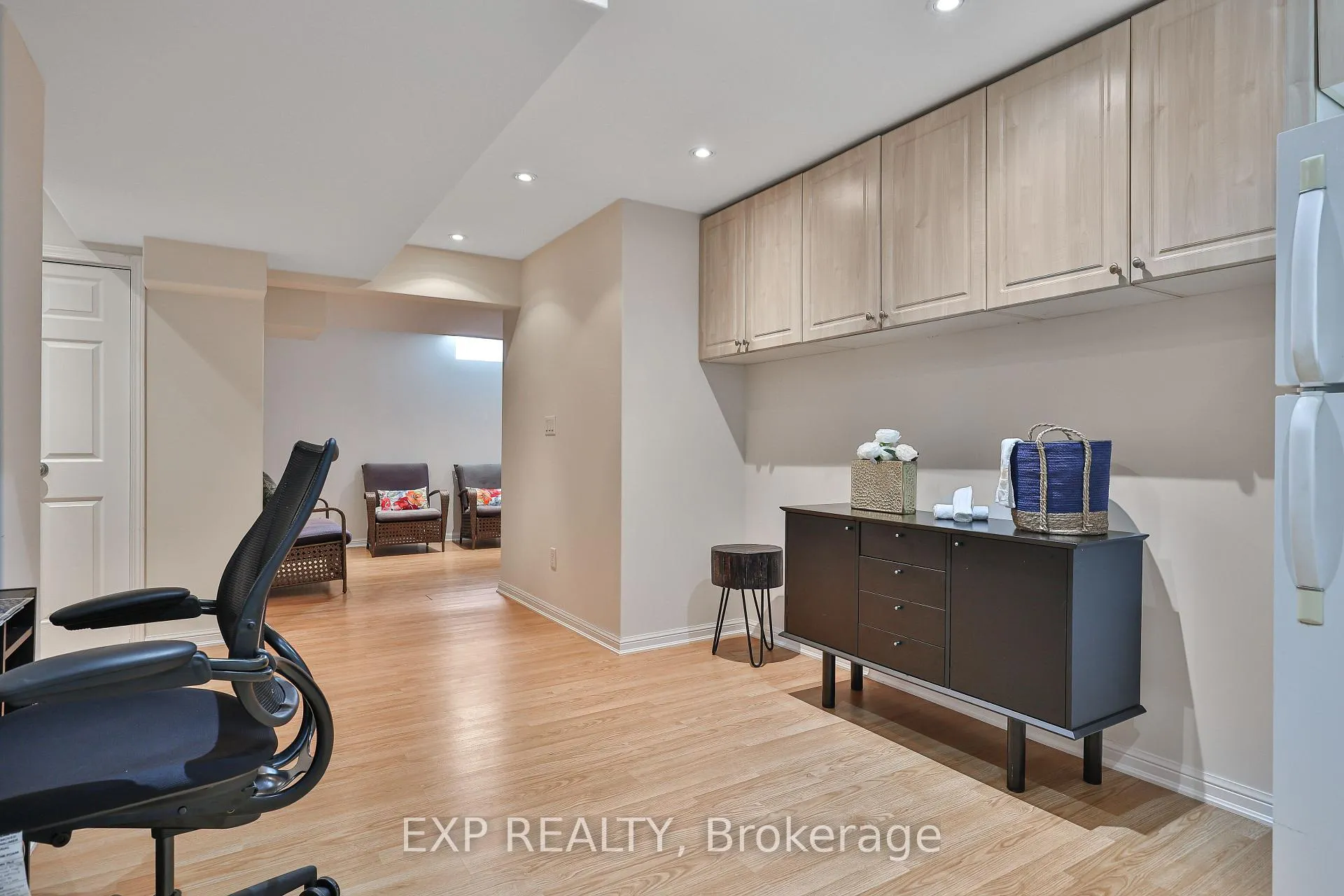 Photo 39 of 2210 Fairmount Drive, Oakville, Westmount — HOMEH