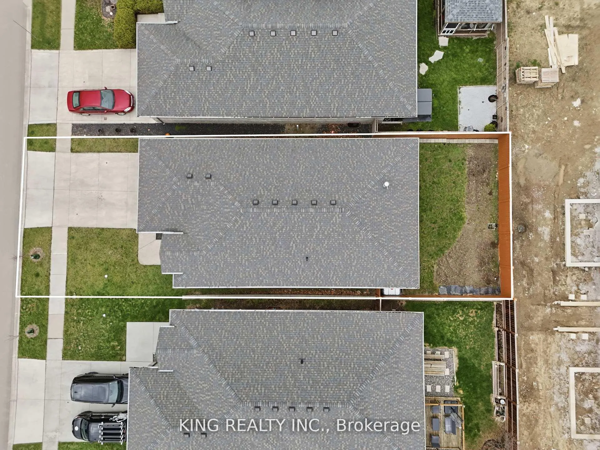 Photo 8 of 914 Ellrose Avenue, Windsor — HOMEH