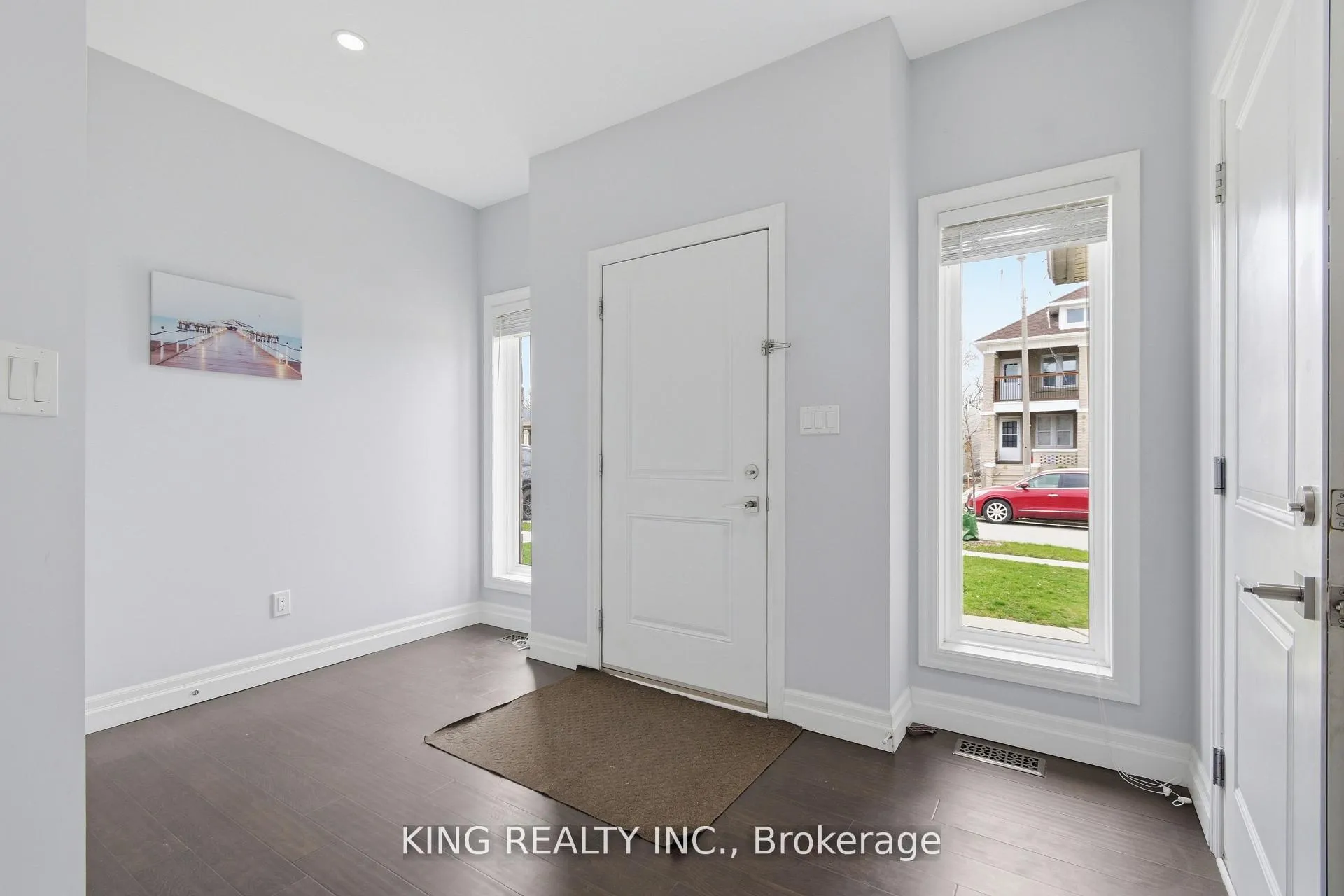 Photo 9 of 914 Ellrose Avenue, Windsor — HOMEH