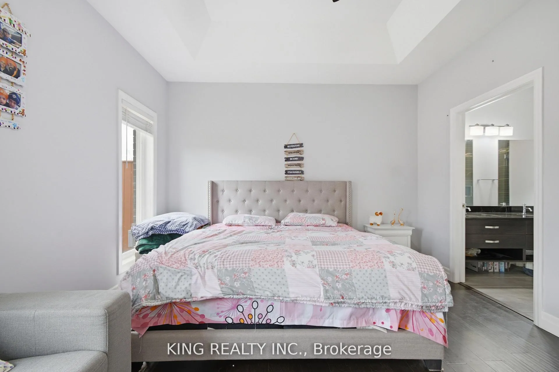 Photo 25 of 914 Ellrose Avenue, Windsor — HOMEH