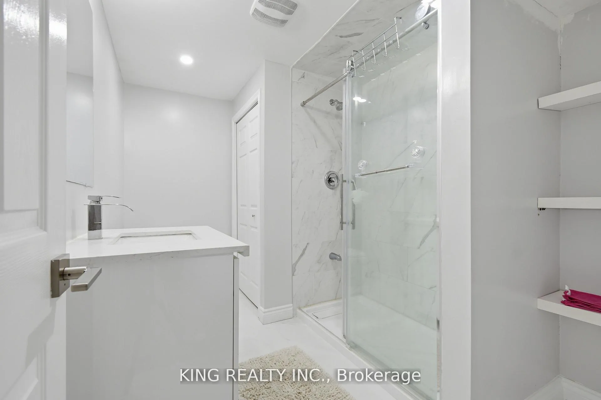 Photo 32 of 914 Ellrose Avenue, Windsor — HOMEH