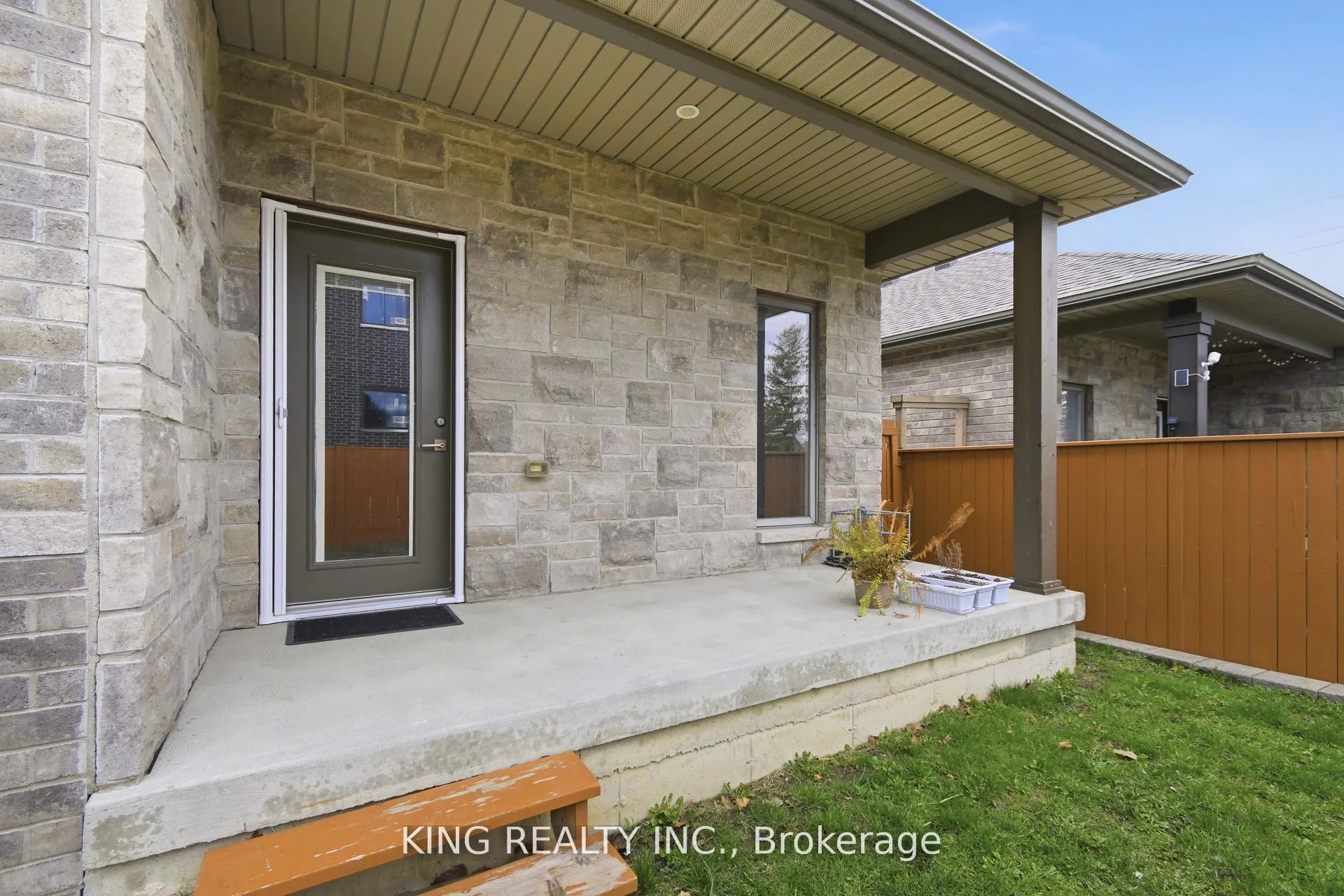 Photo 43 of 914 Ellrose Avenue, Windsor — HOMEH