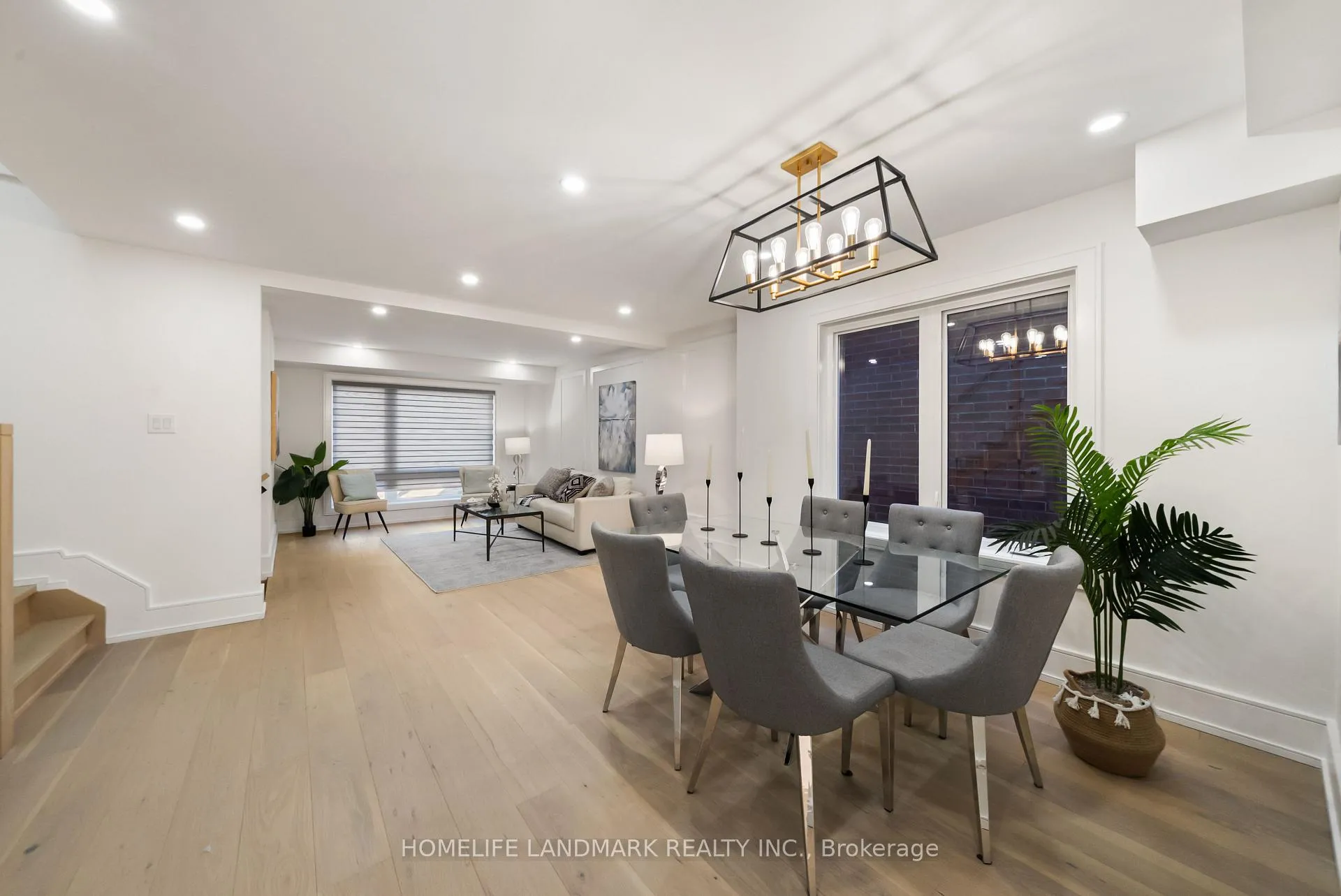 Photo 9 of 70 Granger Avenue, Scarborough, Kennedy Park — HOMEH