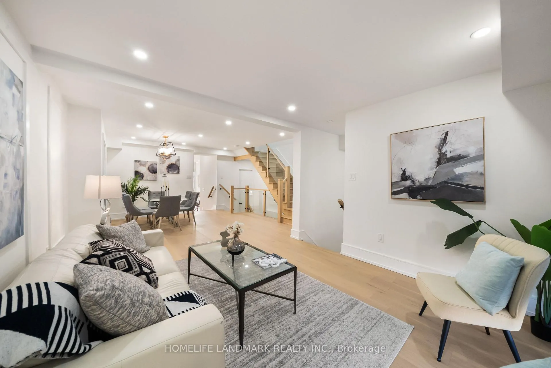 Photo 16 of 70 Granger Avenue, Scarborough, Kennedy Park — HOMEH