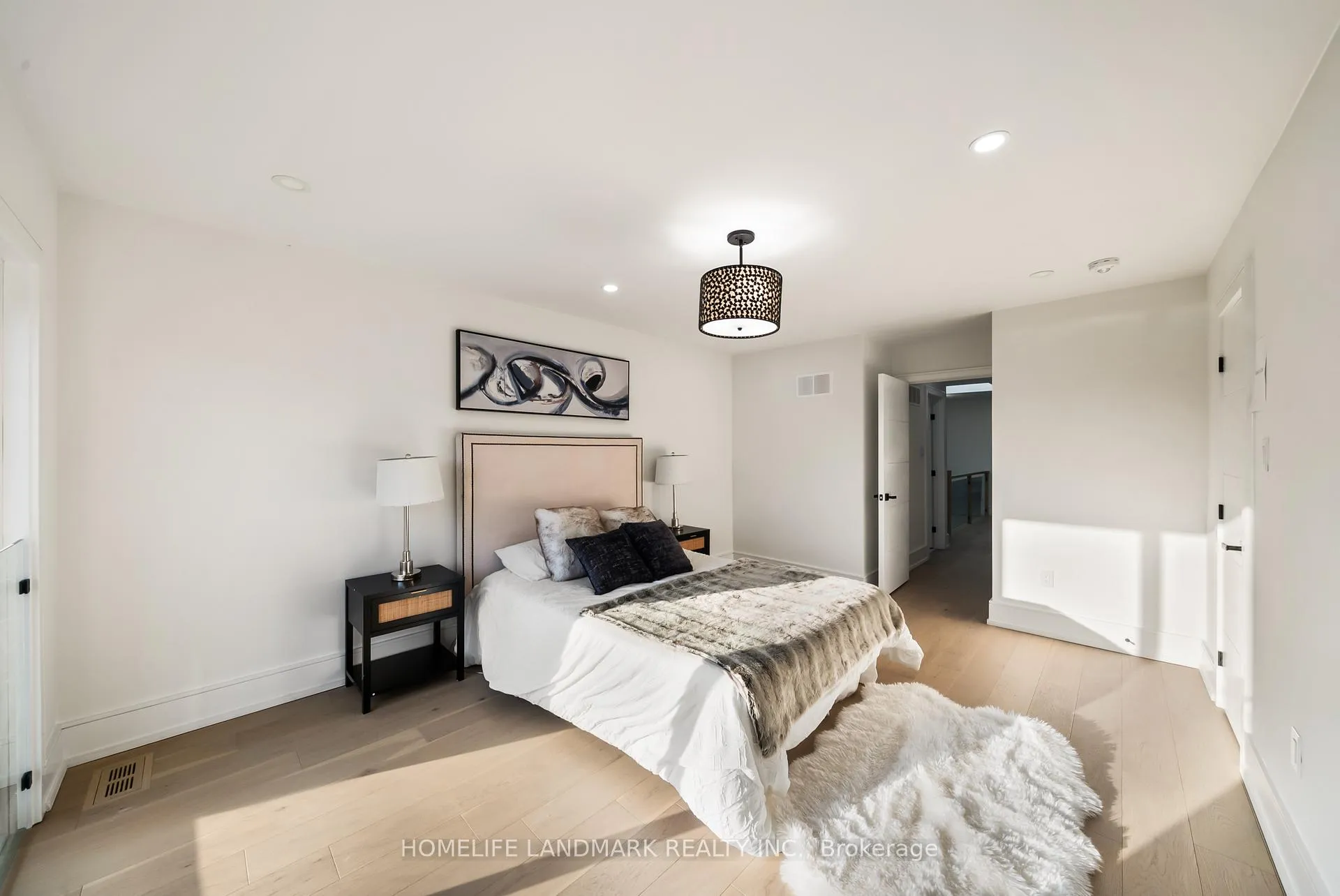 Photo 20 of 70 Granger Avenue, Scarborough, Kennedy Park — HOMEH