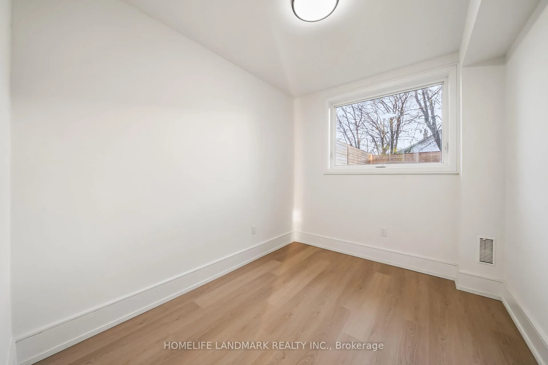 Photo 41 of 70 Granger Avenue, Scarborough, Kennedy Park — HOMEH