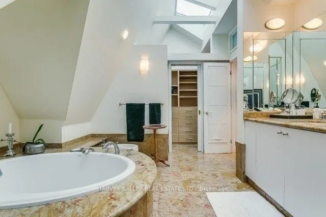 Photo 17 of 99 Hazelton Avenue, Toronto, The Annex — HOMEH