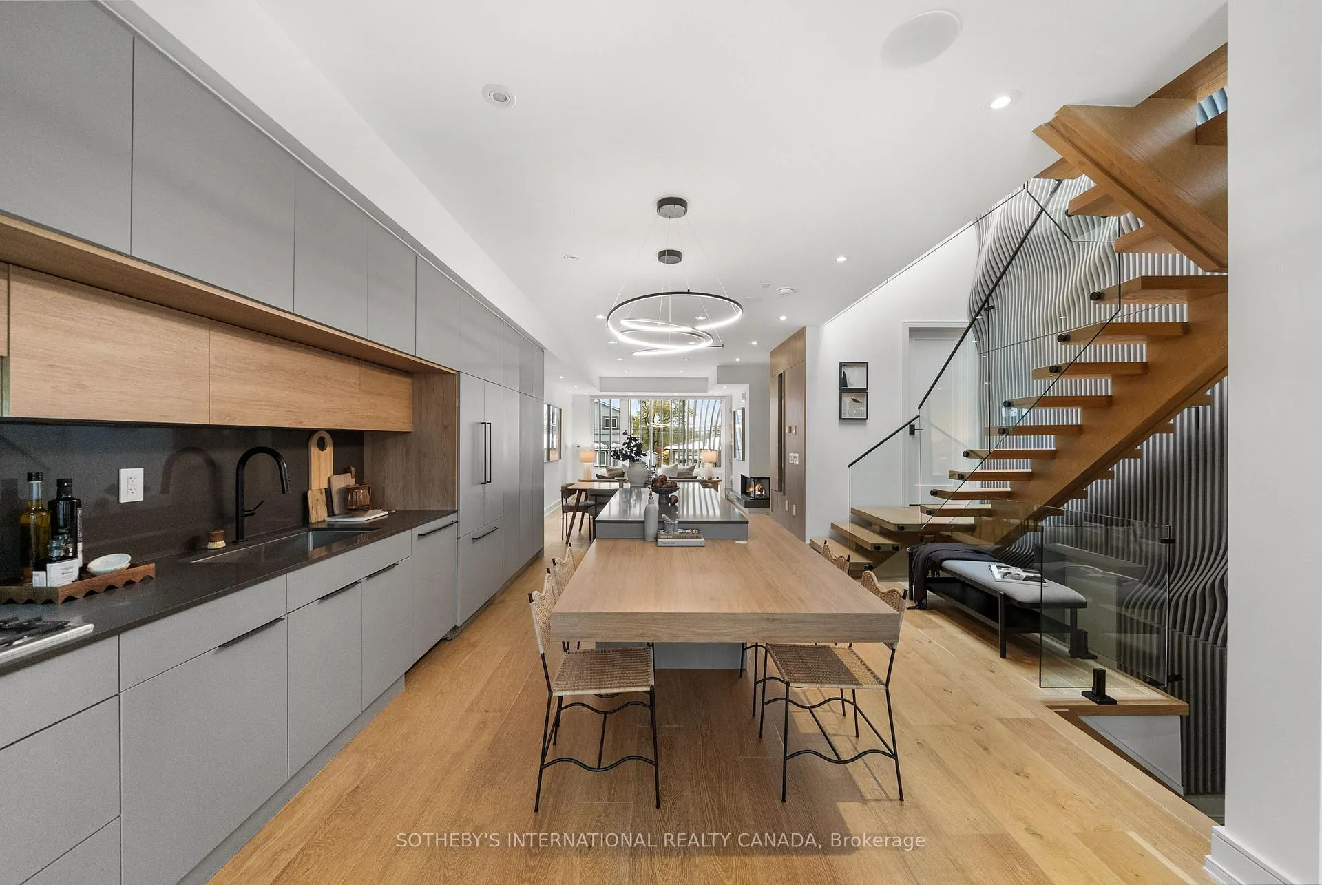 Photo 15 of 83 Virginia Avenue, Toronto, Danforth Village-East York — HOMEH