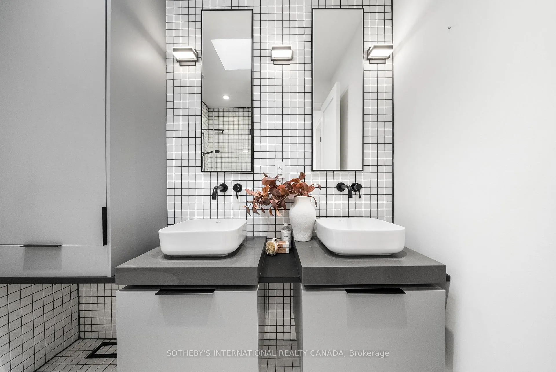Photo 35 of 83 Virginia Avenue, Toronto, Danforth Village-East York — HOMEH