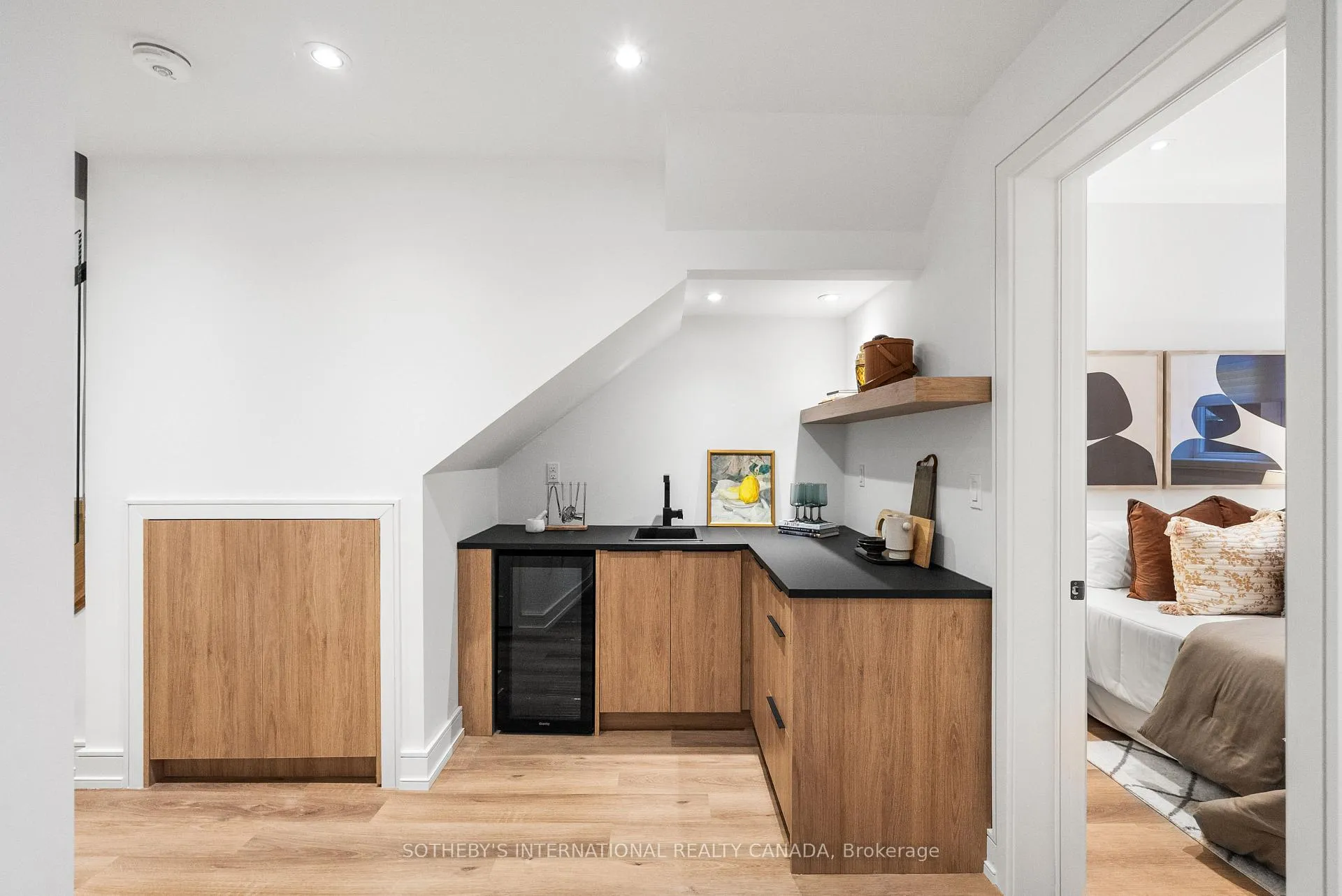 Photo 41 of 83 Virginia Avenue, Toronto, Danforth Village-East York — HOMEH