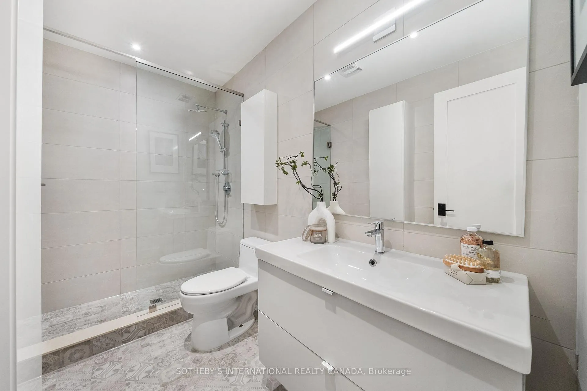 Photo 45 of 83 Virginia Avenue, Toronto, Danforth Village-East York — HOMEH