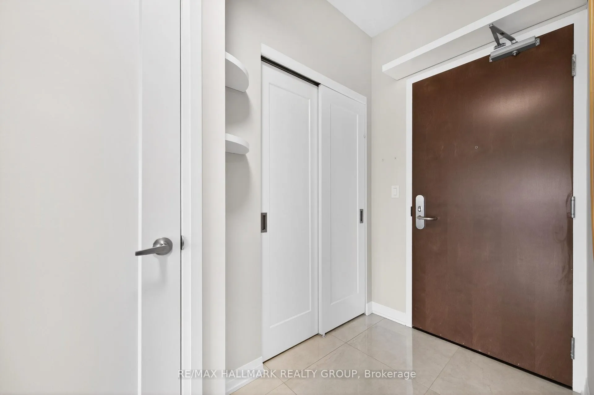 Photo 6 of Unit 3003, 805 Carling Avenue, Ottawa, West Centre Town — HOMEH
