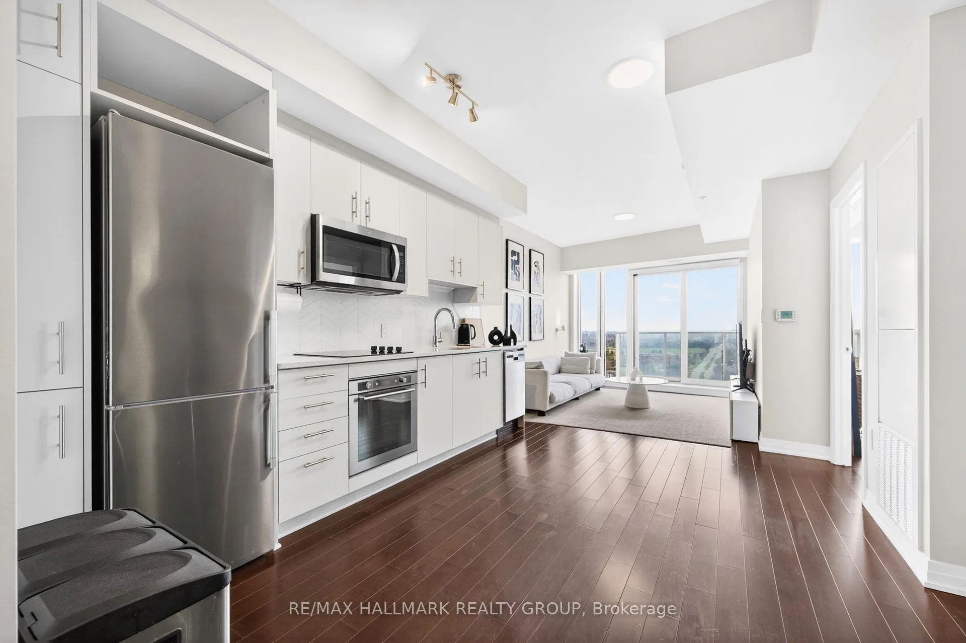 Photo 11 of Unit 3003, 805 Carling Avenue, Ottawa, West Centre Town — HOMEH