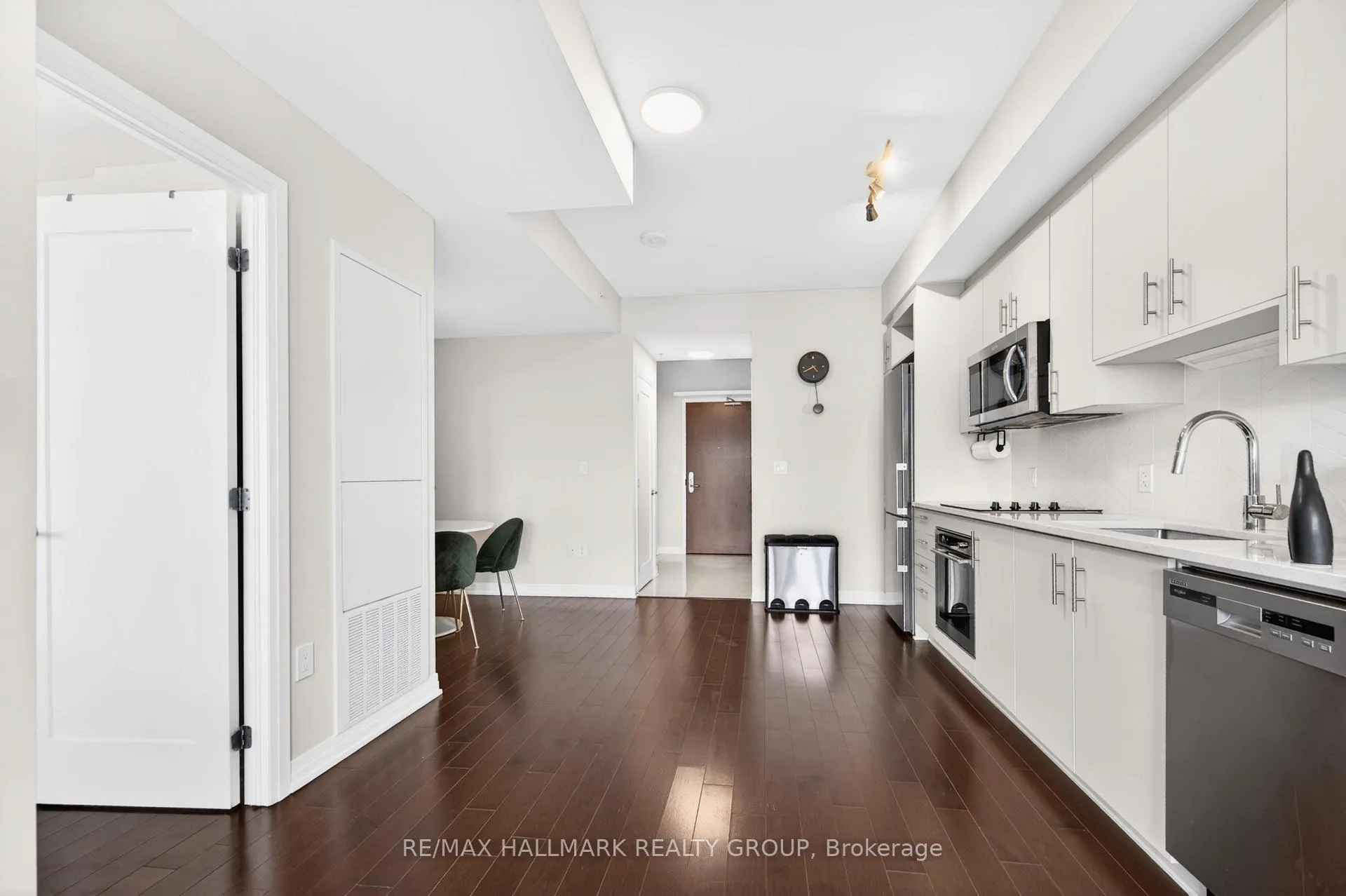 Photo 17 of Unit 3003, 805 Carling Avenue, Ottawa, West Centre Town — HOMEH