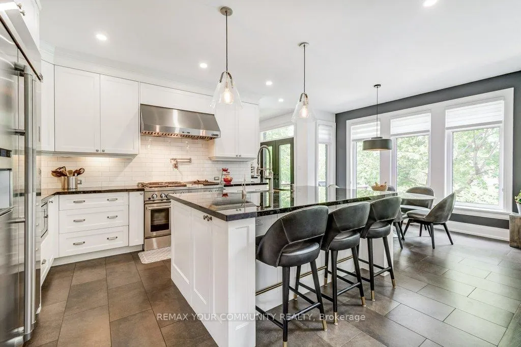 Photo 14 of 3 Strathroy Crescent, Markham, Old Markham Village — HOMEH