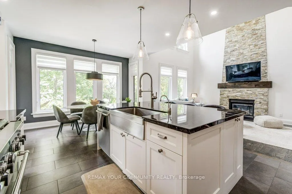 Photo 18 of 3 Strathroy Crescent, Markham, Old Markham Village — HOMEH