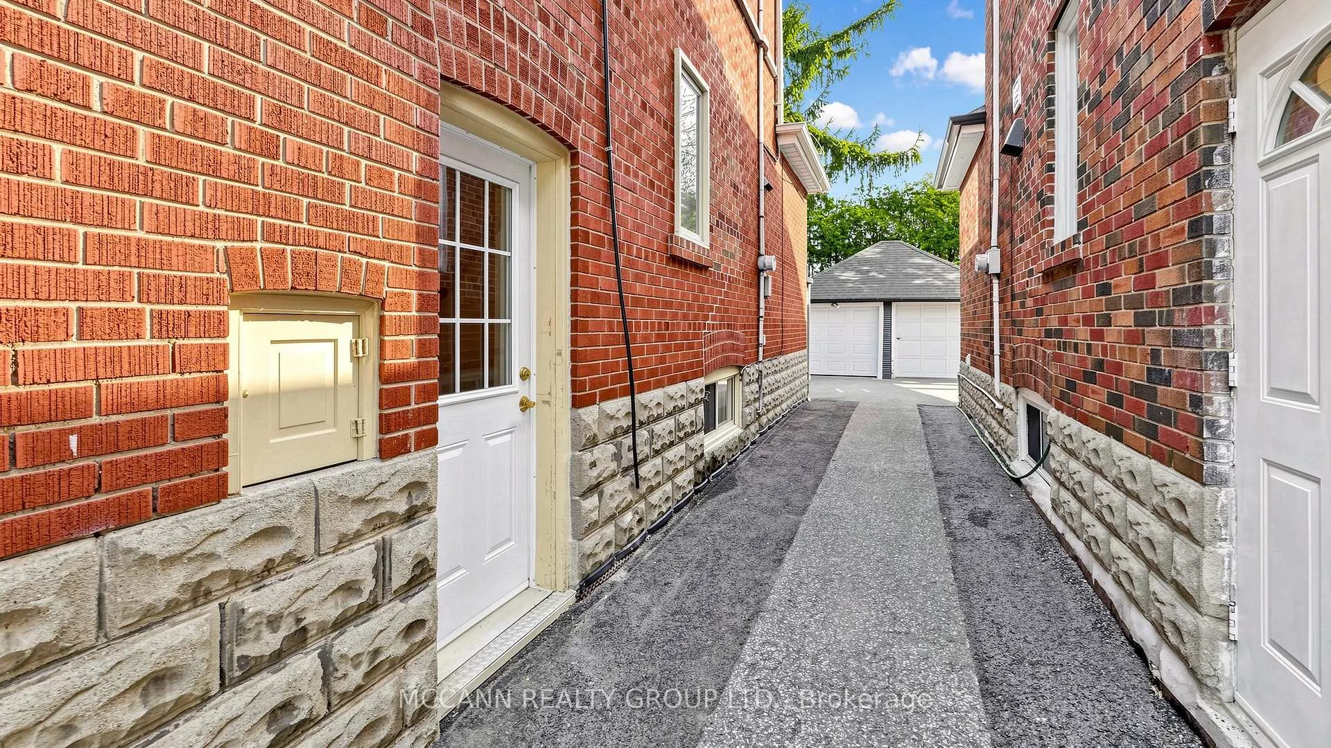 Photo 43 of 60 Glen Echo Road, Toronto, Lawrence Park North — HOMEH