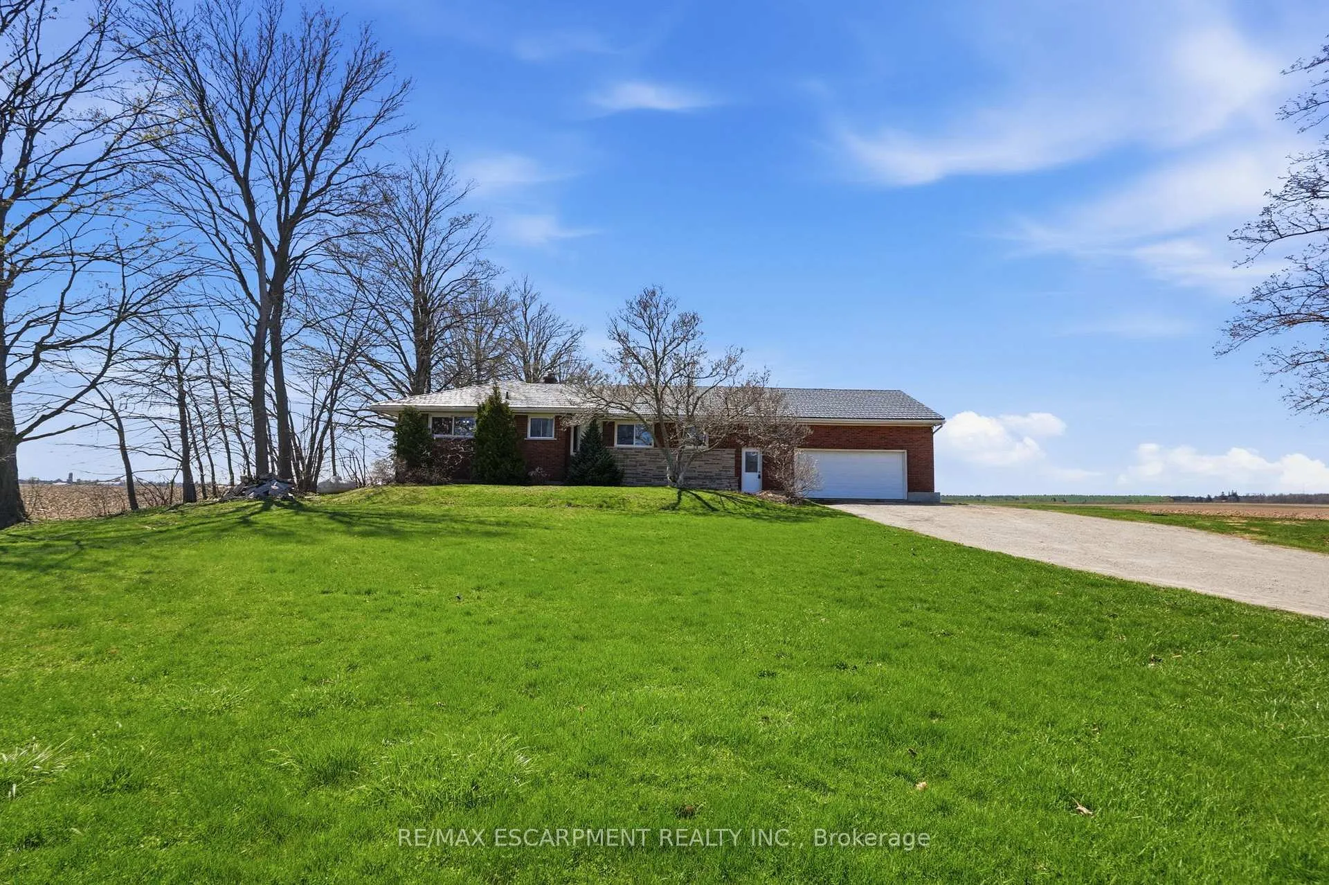Photo 2 of 371 Highway 52, Hamilton, Rural Flamborough — HOMEH
