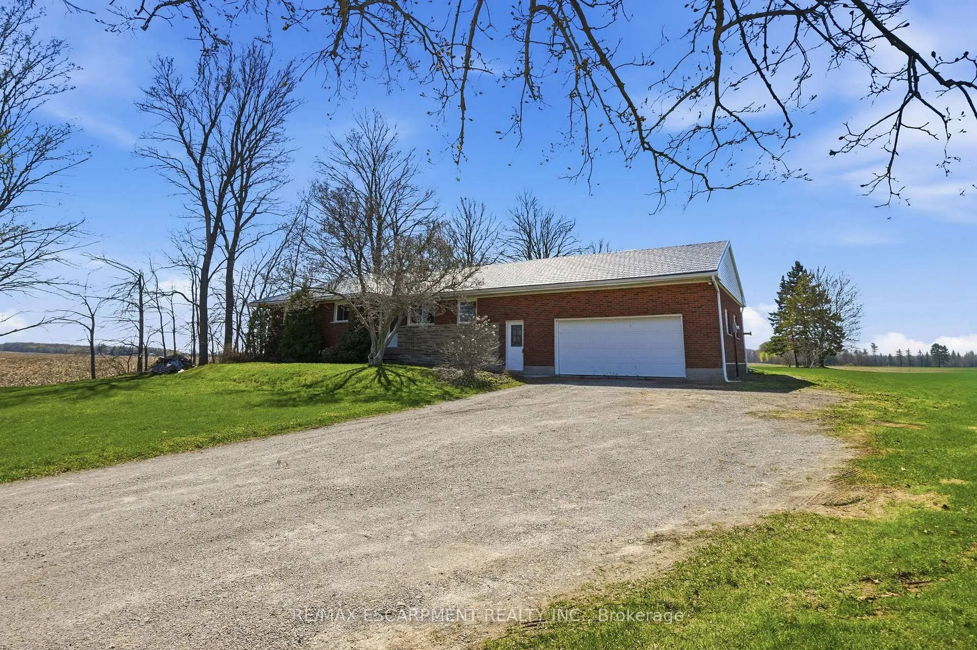 Photo 3 of 371 Highway 52, Hamilton, Rural Flamborough — HOMEH
