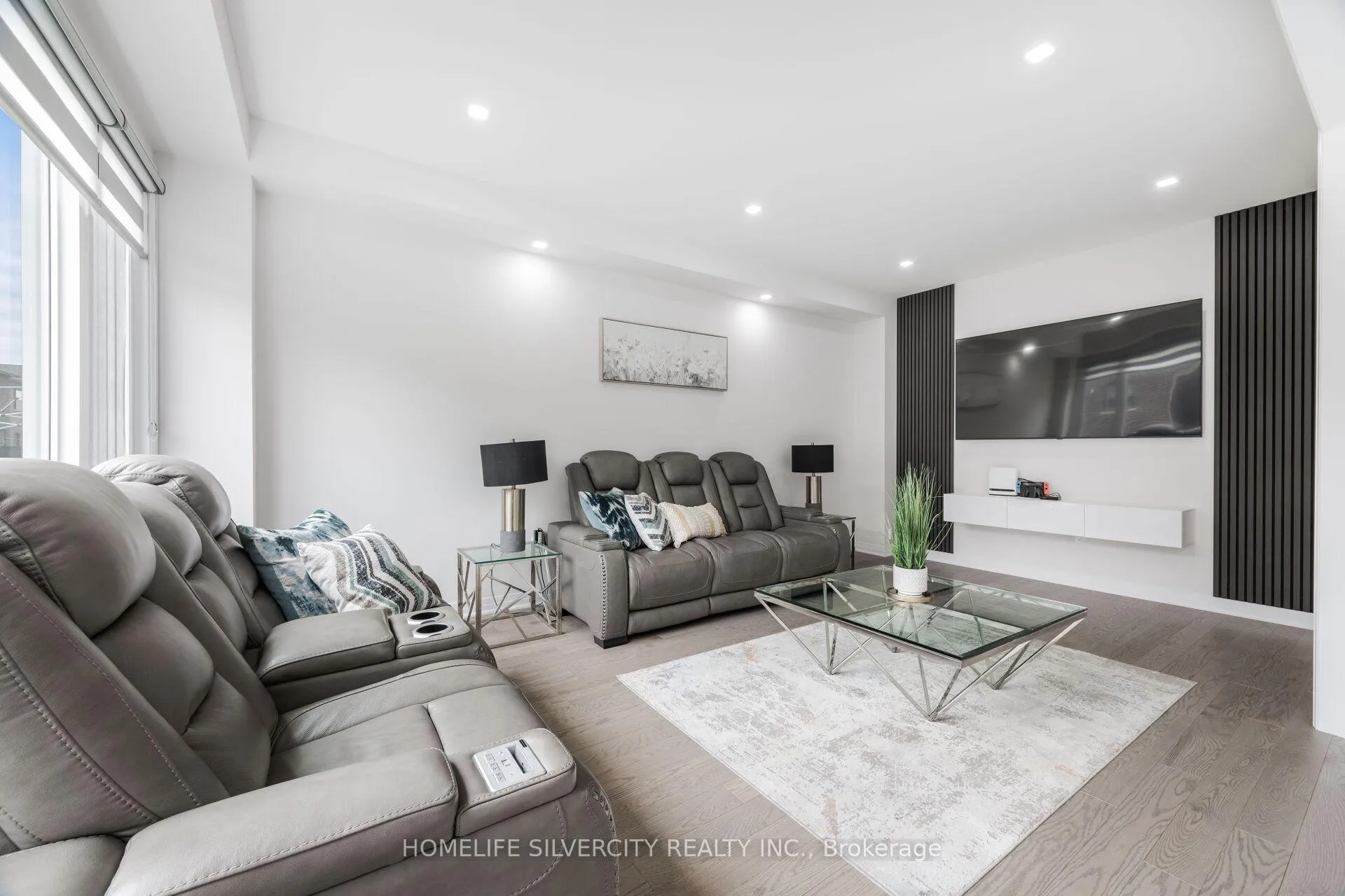 Photo 10 of 40 Conboy Drive, Erin — HOMEH