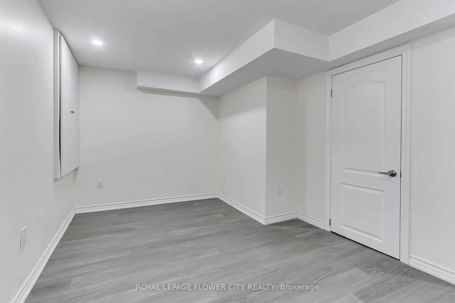 Photo 18 of Unit Basement, 25 Aird Court, Milton, Scott — HOMEH