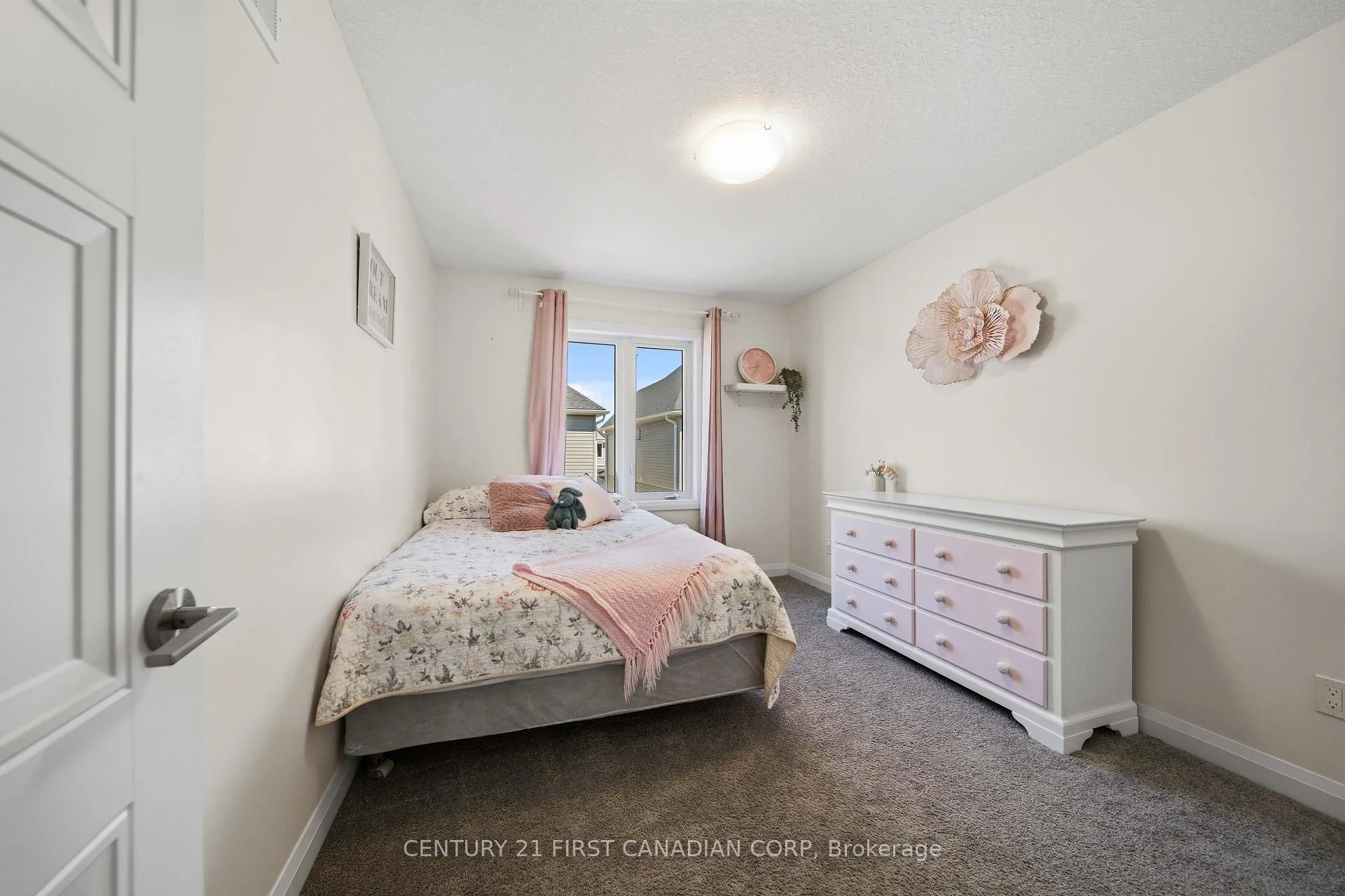 Photo 27 of 1-30 Miller Drive, Lucan Biddulph, Lucan — HOMEH