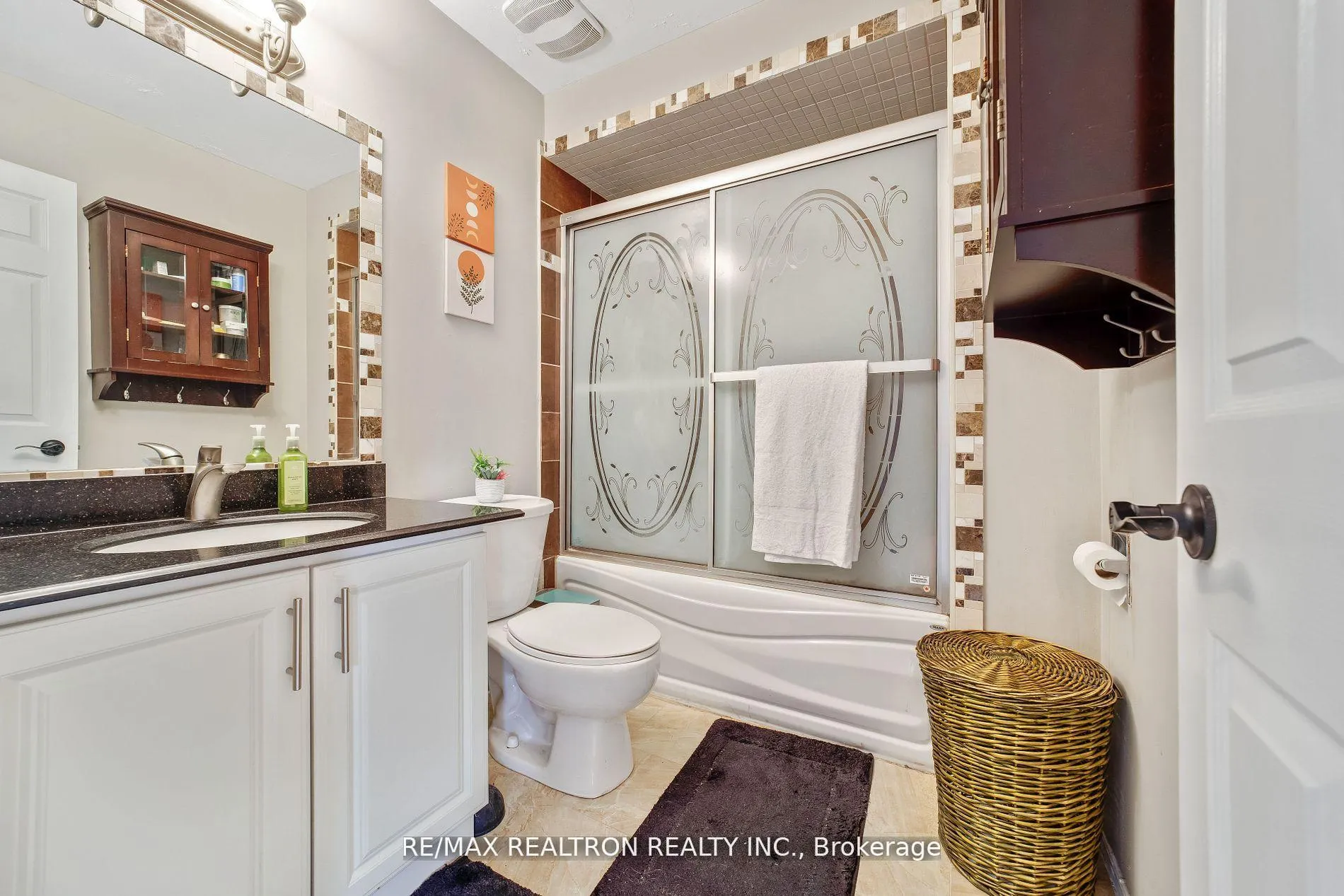 Photo 33 of 1632 Fairfield Crescent, Pickering, Village East — HOMEH