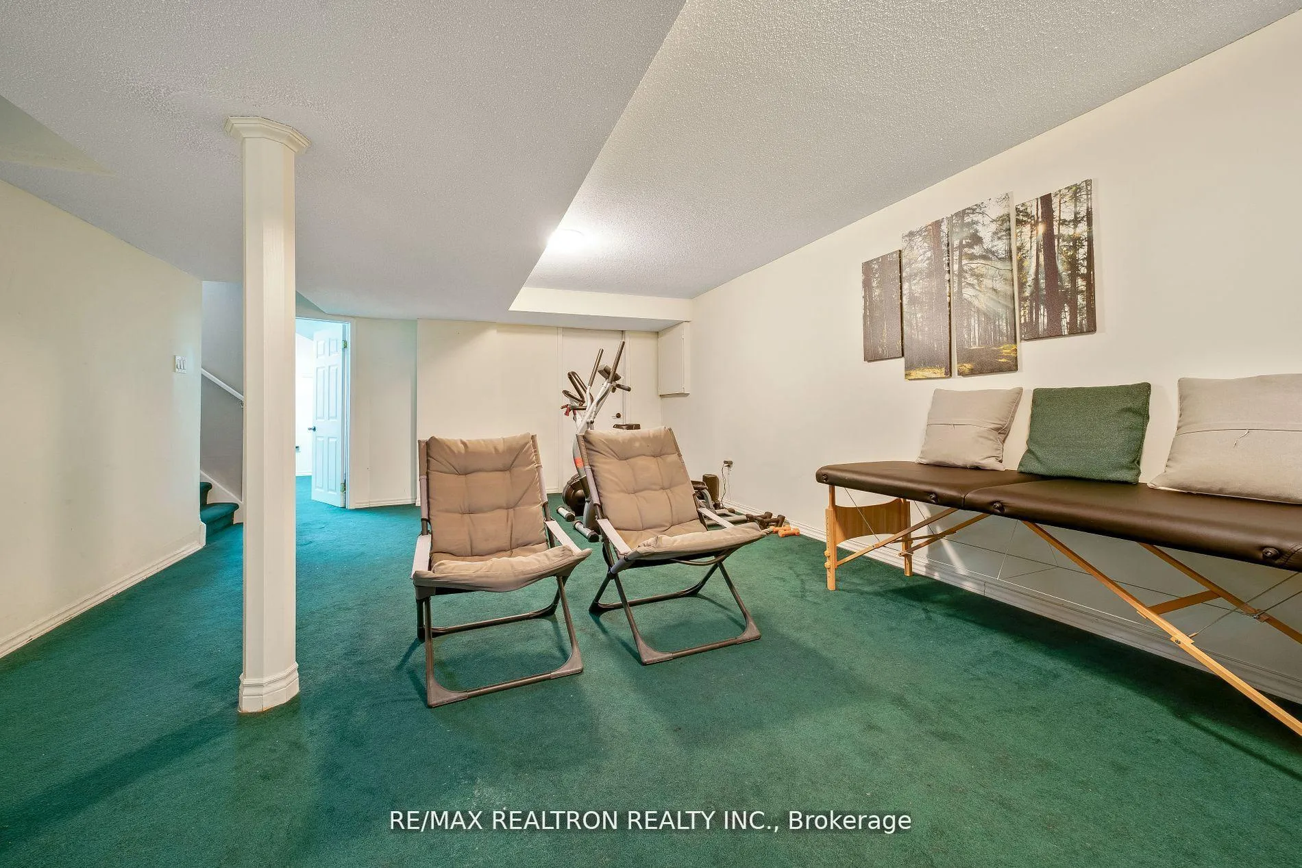 Photo 35 of 1632 Fairfield Crescent, Pickering, Village East — HOMEH