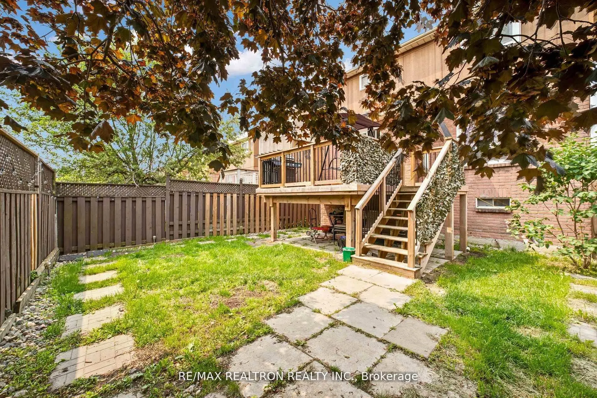 Photo 37 of 1632 Fairfield Crescent, Pickering, Village East — HOMEH